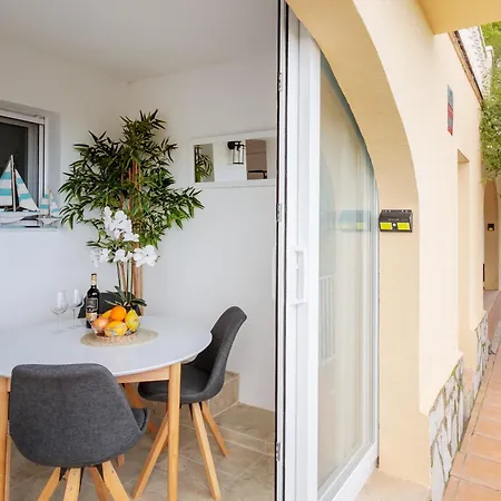 Amarilis Apartamento Casas Albardanera